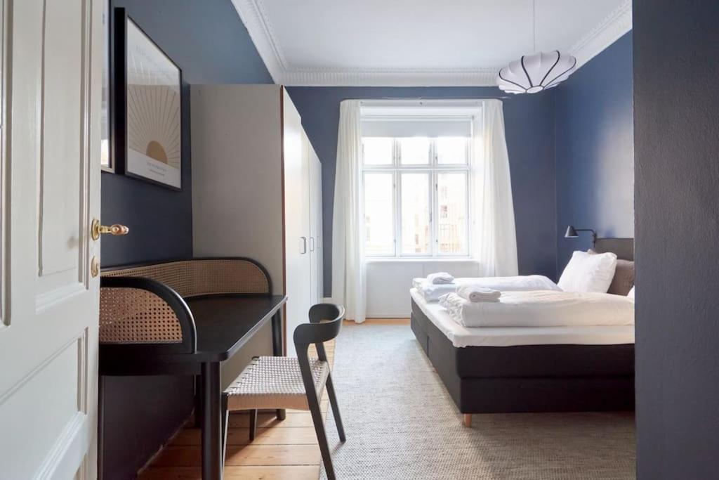 Moderen And Sleek 3Br With Bath By The Lakes And Metro Copenhague Exterior foto