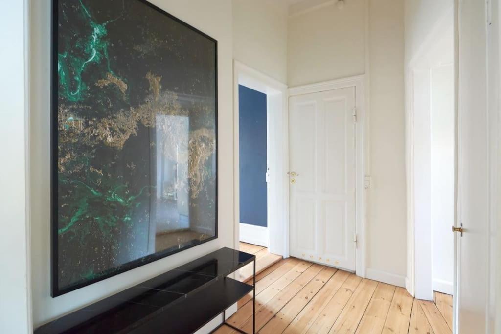 Moderen And Sleek 3Br With Bath By The Lakes And Metro Copenhague Exterior foto